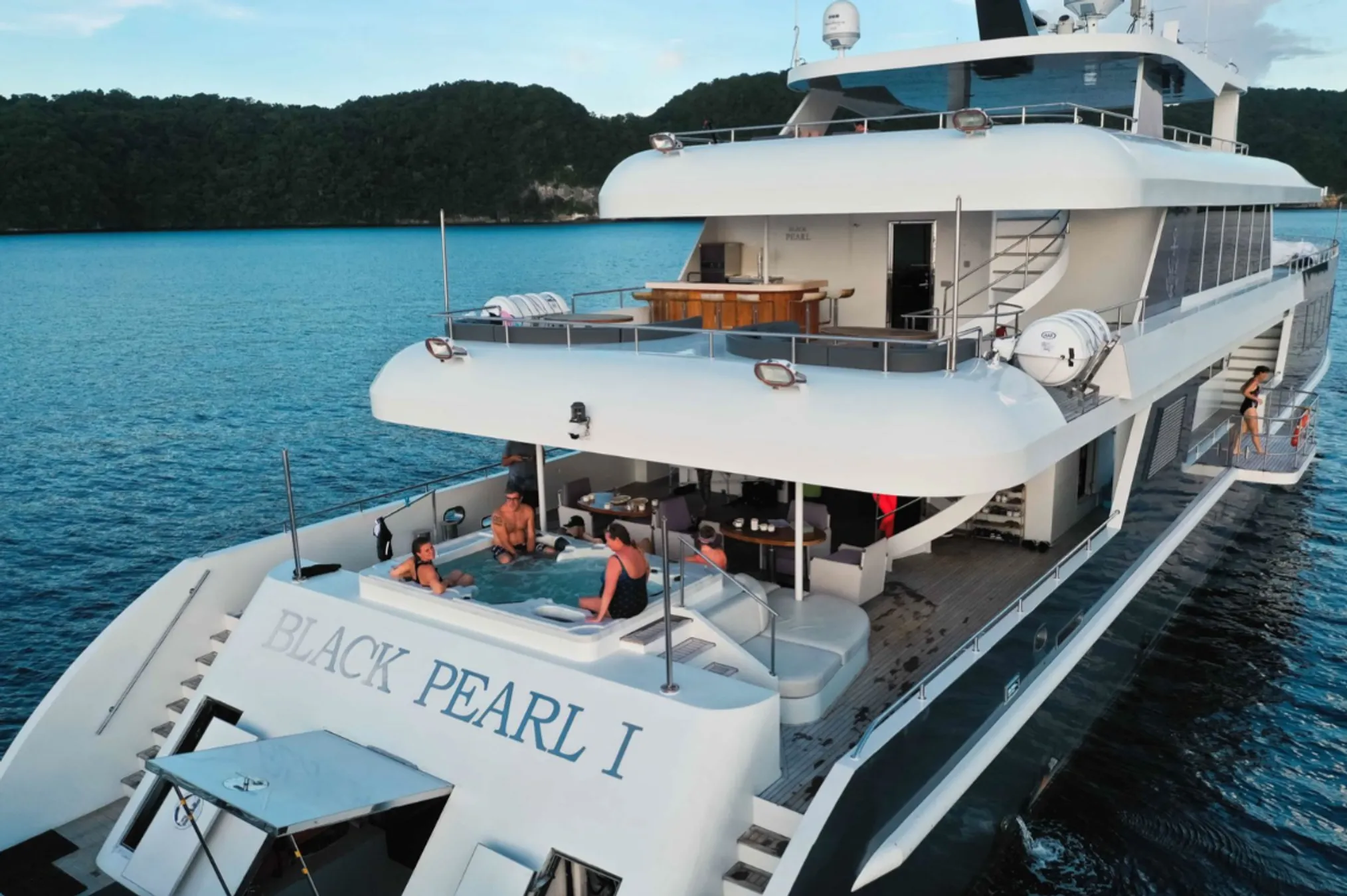 Custom Built 153 | Black Pearl