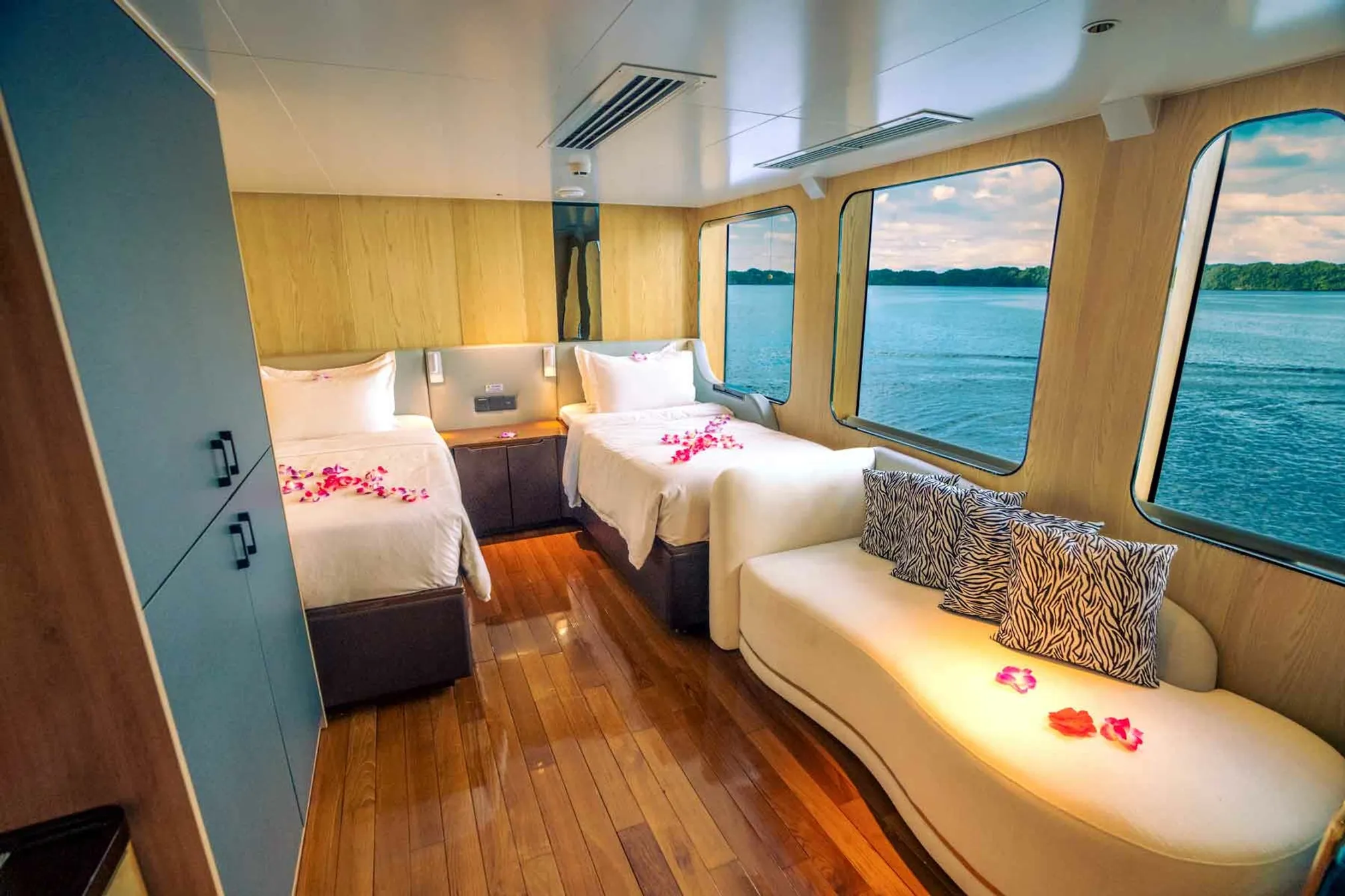 Black Pearl cabin