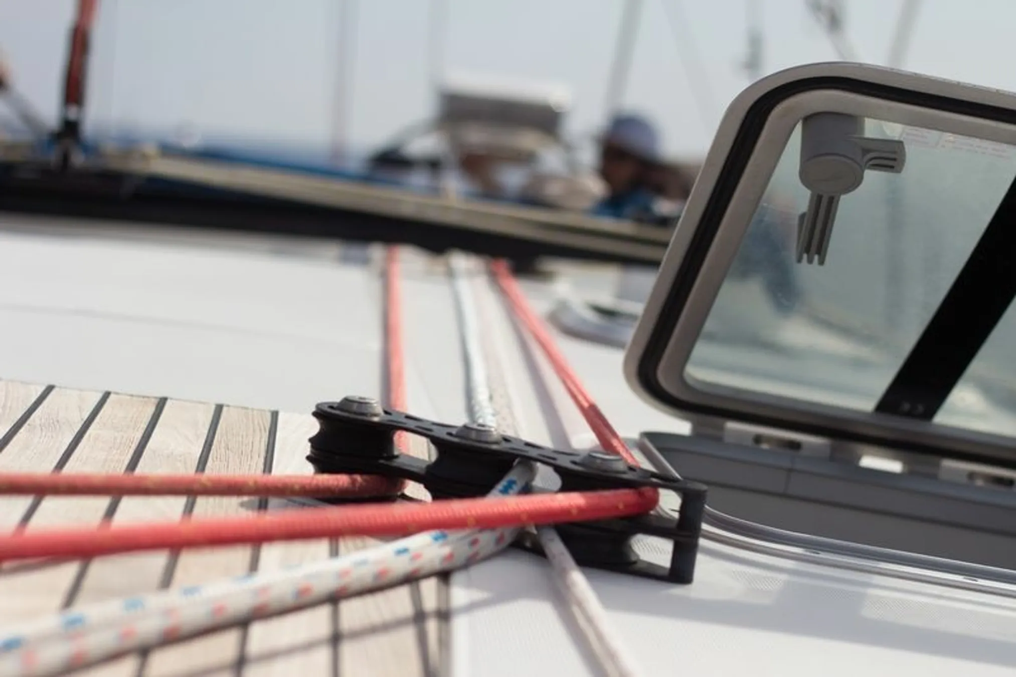 Jeanneau Sun Odyssey 49 Barca helm detail